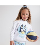 Calzado, ropa y accesorios, sólo para niñas
